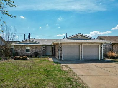 608 NW 17th St, Moore, OK, 73160