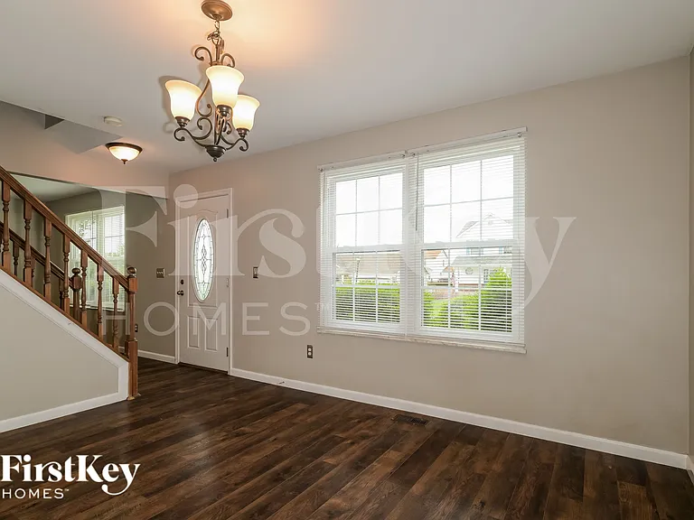 256 Cherrywood Parc Dr — Photo 5