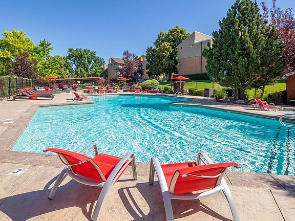 3rd image of 2260 S Foothill Dr #1526162