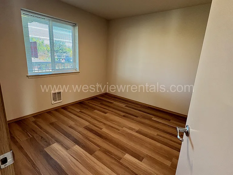 139 Prince Ave #301 — Photo 10