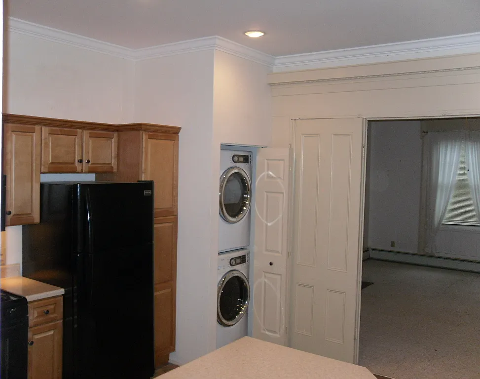1 bed, 1596 sqft, $1,200 — Photo 1