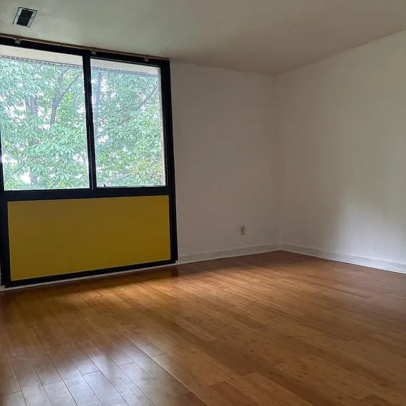 525 N Armistead St #302 — Photo 9