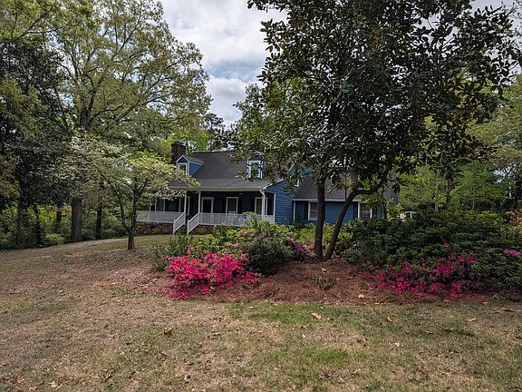 2nd image of 101 Coventry Cir