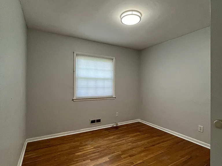 Susquehanna Dr — Photo 13