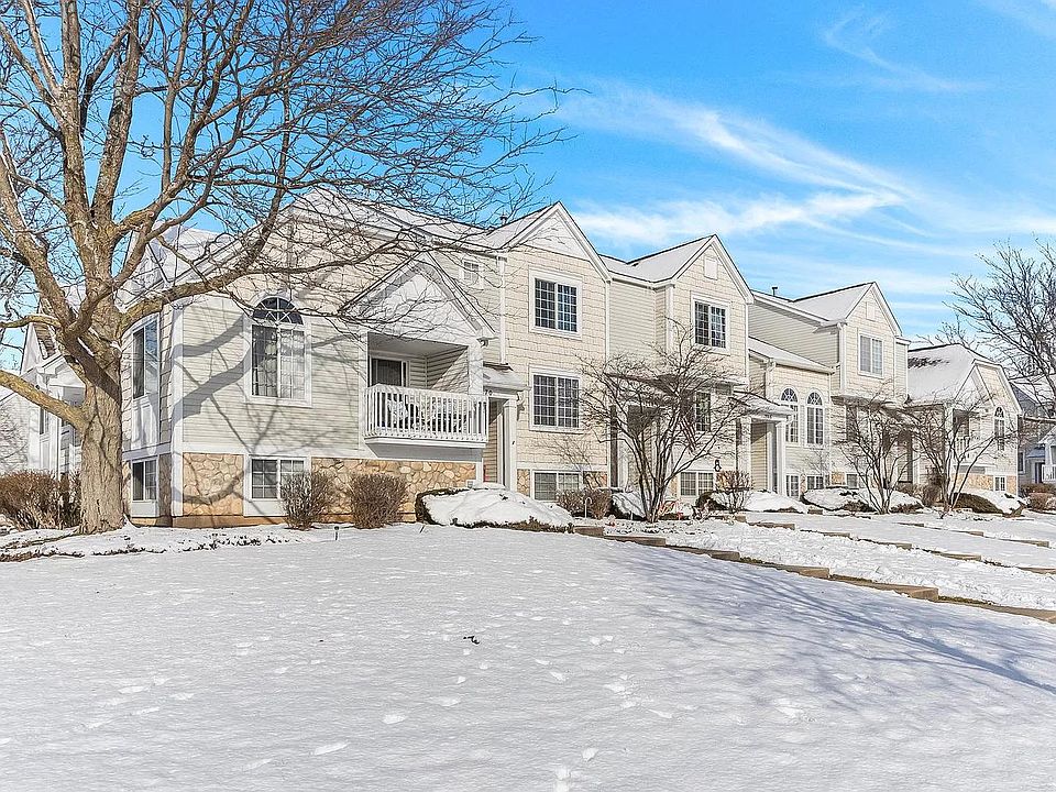 1st image of 1866 Middlebury Dr