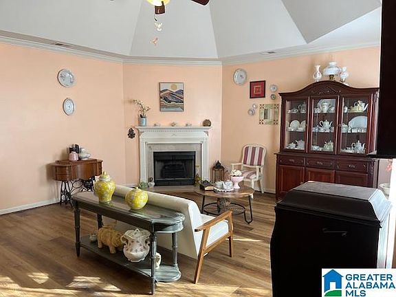 4th image of 1050 Little Sorrel Dr