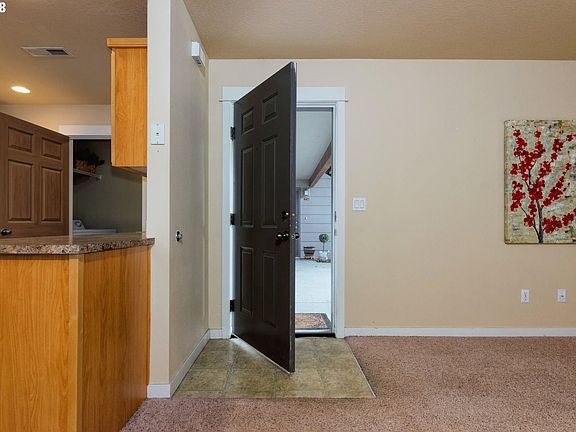 4th image of 14019 NE 20th Ave #C23