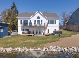 1931 Woods Bay Rd, Severn, ON L3V0V7