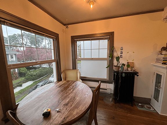 5th image of 5019 Phinney Ave N #18776918
