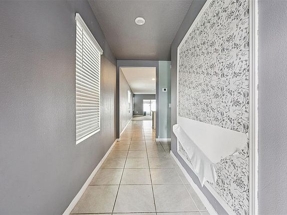 5th image of 2842 COMMON CRANE COURT