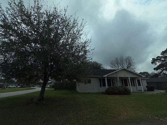 3rd image of 1405 Avenue C
