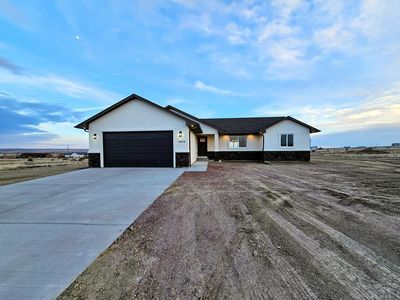 1904 N Spanish Lady Ln, Pueblo, CO, 81007