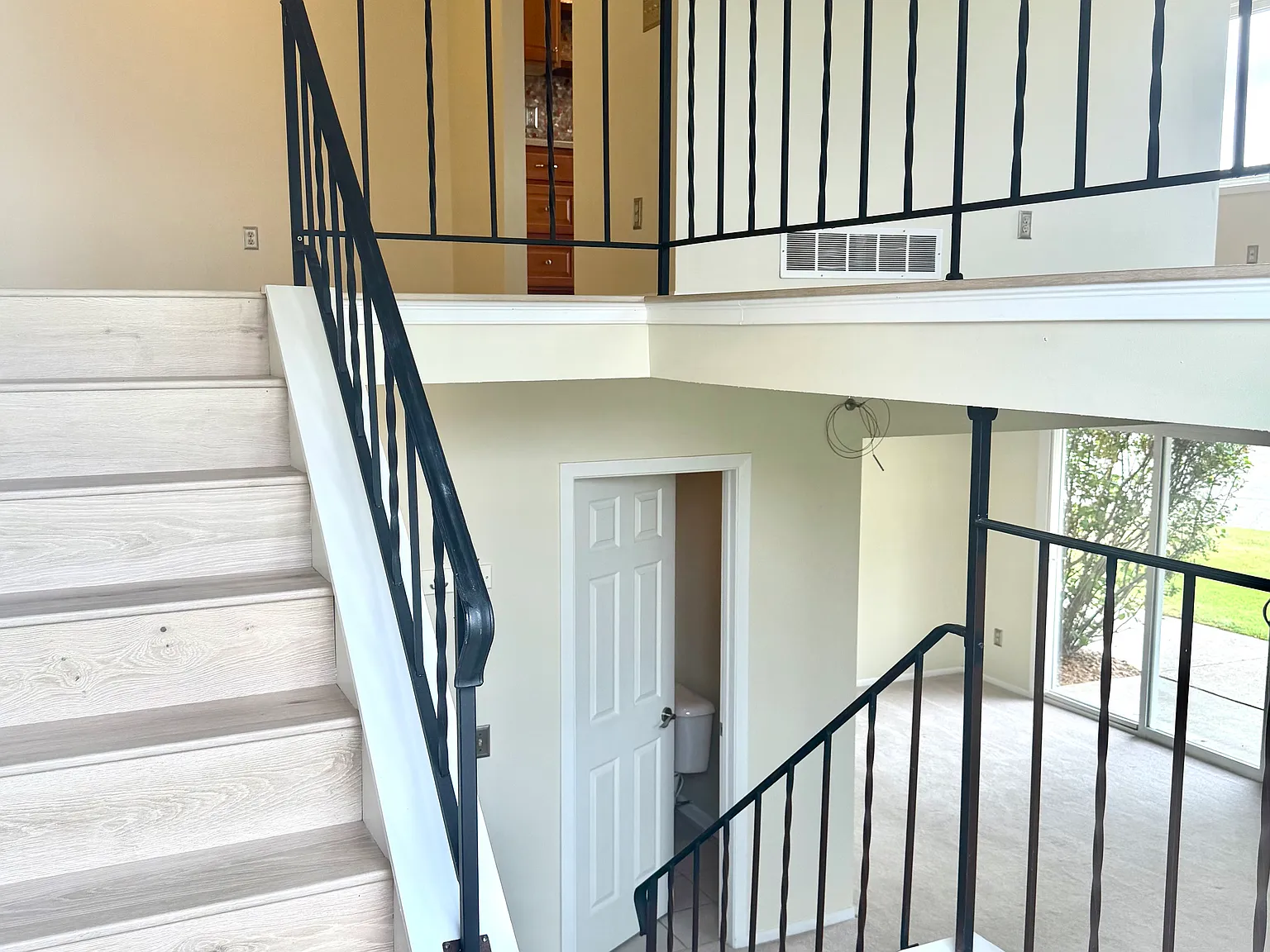 2 bed, 1450 sqft, $2,150 — Photo 2