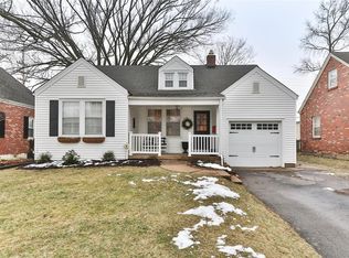 886 Alexandra Ave, Saint Louis, MO 63122