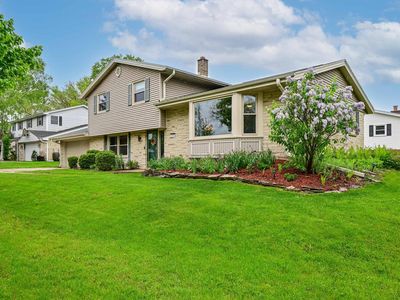 2765 Mayfair COURT, Wauwatosa, WI, 53222