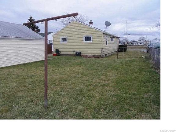 3rd image of 2942 Jerauld Ave