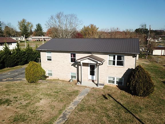 2nd image of 3126 Cecelia St