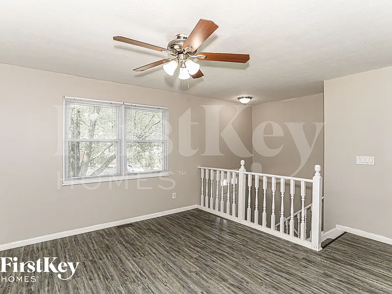 6019 Tridale Ct — Photo 3