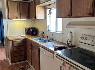 955 NE Mill St #C-9, Waldport, OR 97394