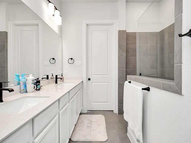 1538 Park Path Dr — Photo 17