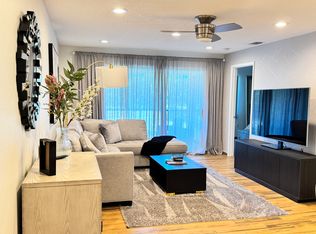 3001 58th Ave S APT 408, Saint Petersburg, FL 33712