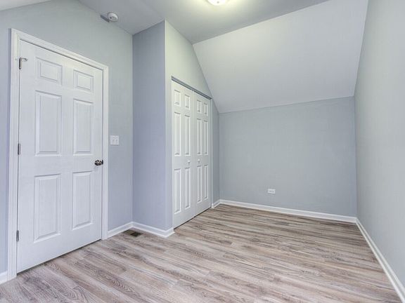 3rd image of 1420 W Blackhawk St APT 3