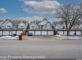 3901 E River Dr APT 25, Green Bay, WI 54301