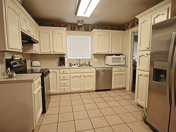 2nd image of 43256 W Pond Dr