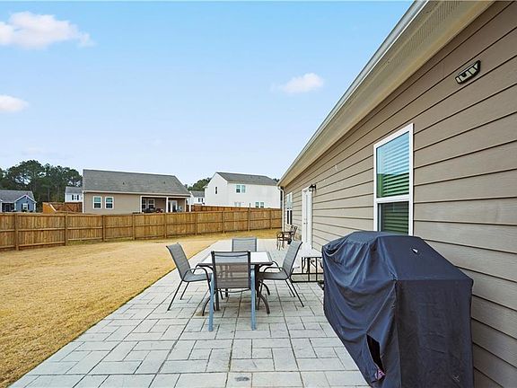 4th image of 59 Ingle Dr