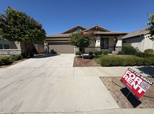 1620 W Porter Ave, Visalia, CA 93291