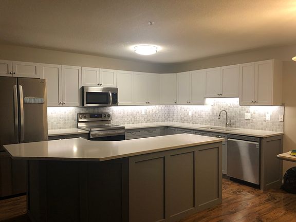 4th image of 8942 156th St NW #109