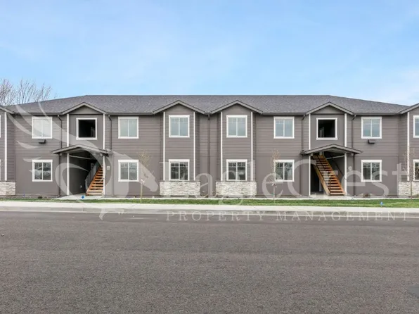 McKenzie Apartments