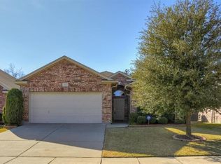 5721 Minnow Dr, Fort Worth, TX 76179