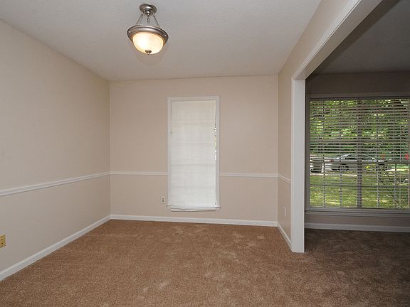 5th image of 3758 Wychemere Dr