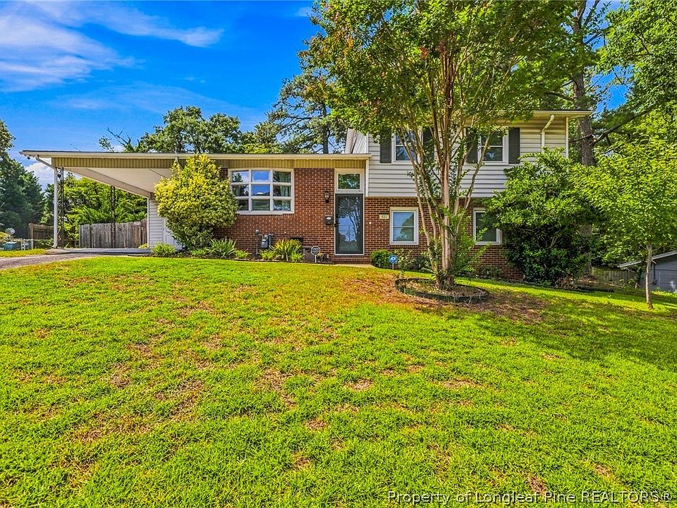 1st image of 821 Edenwood Dr