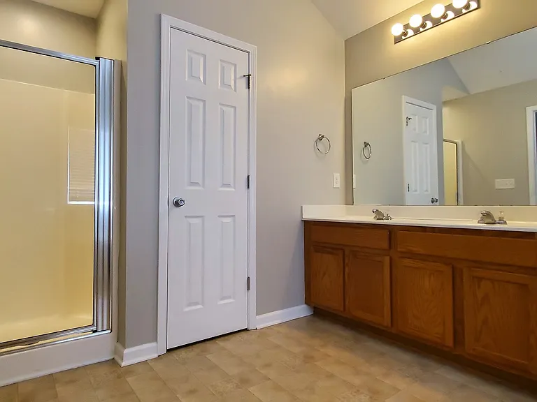 1619 Doverhill Pl — Photo 14