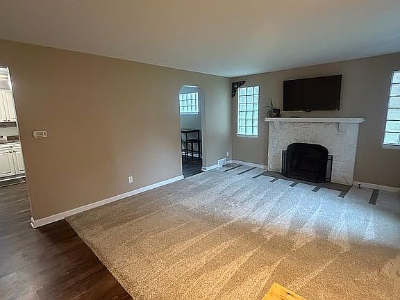 4th image of 1009 Grandview Ave