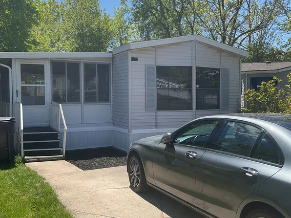 4272 Brookmere Dr SE #10, Grand Rapids, MI 49512