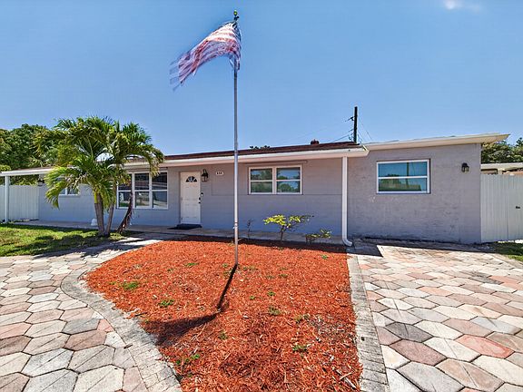 4th image of 650 NW 38th Place
