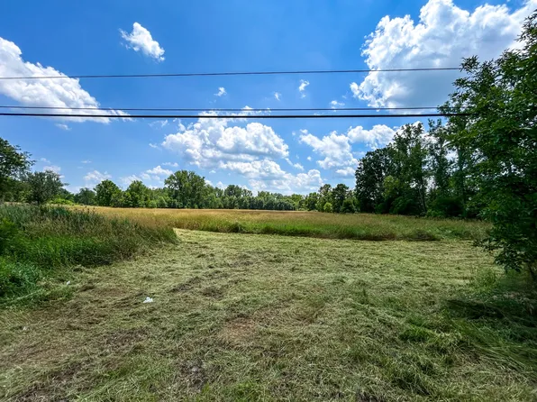 8008 Wadsworth Rd, Wadsworth, OH 44281