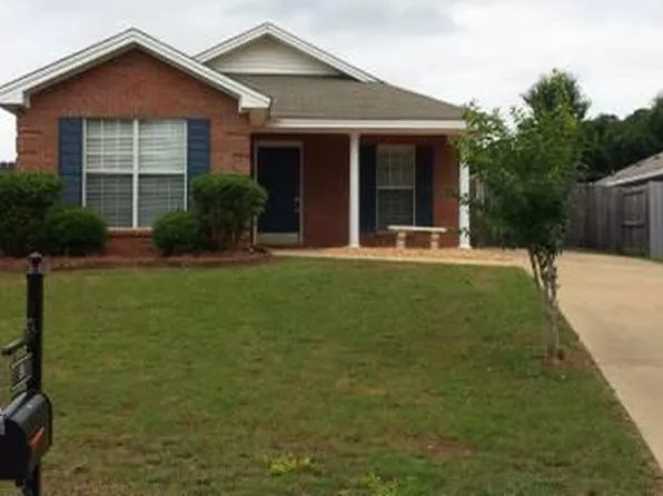 504 McGriff St, Prattville, AL 36067