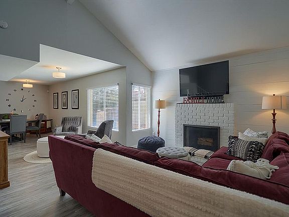 2nd image of 2416 W Caribbean Ln Unit 7