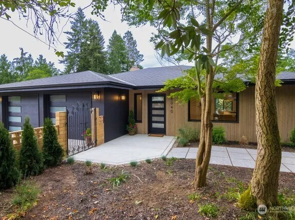 16040 36th Avenue NE, Lake Forest Park, WA 98155