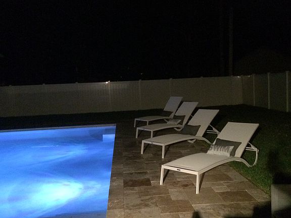 3rd image of 822 N Ocean Breeze