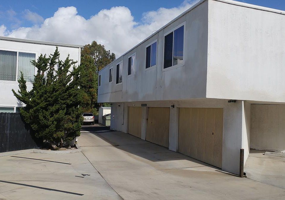 2nd image of 660 Johnson Ave APT A