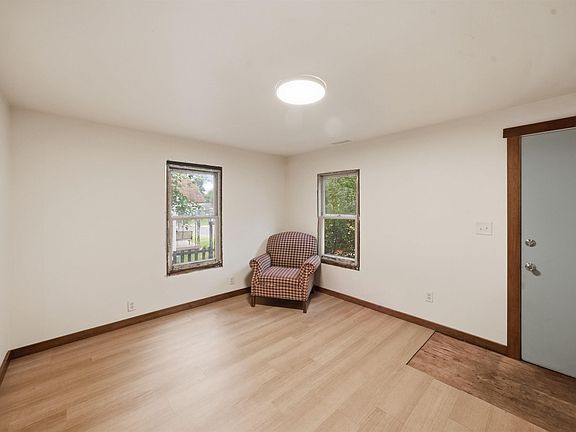 5th image of 1404 S 13th St