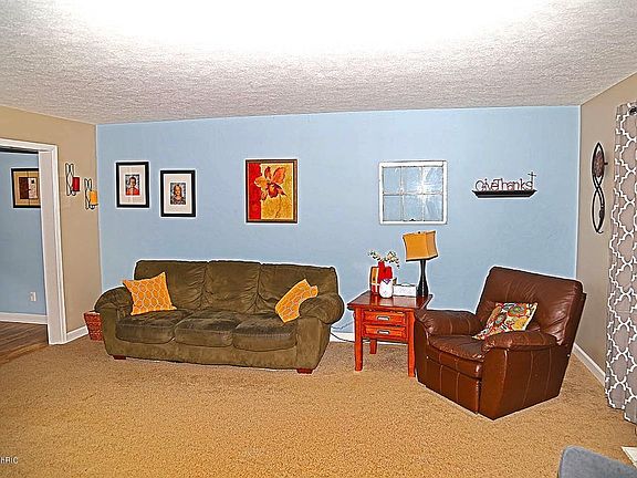 4th image of 2487 Orchard Valley Dr