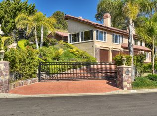 7880 Avenida, La Jolla, CA 92037