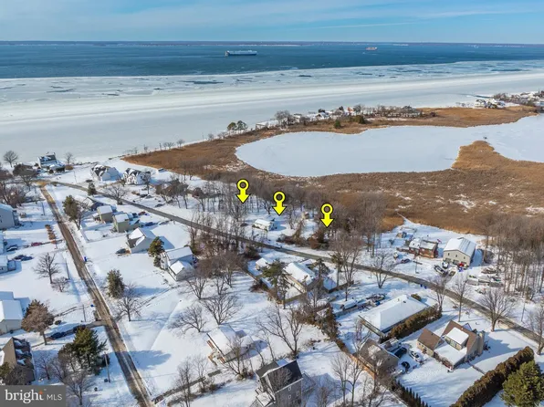 Bay Dr, Stevensville, MD 21666