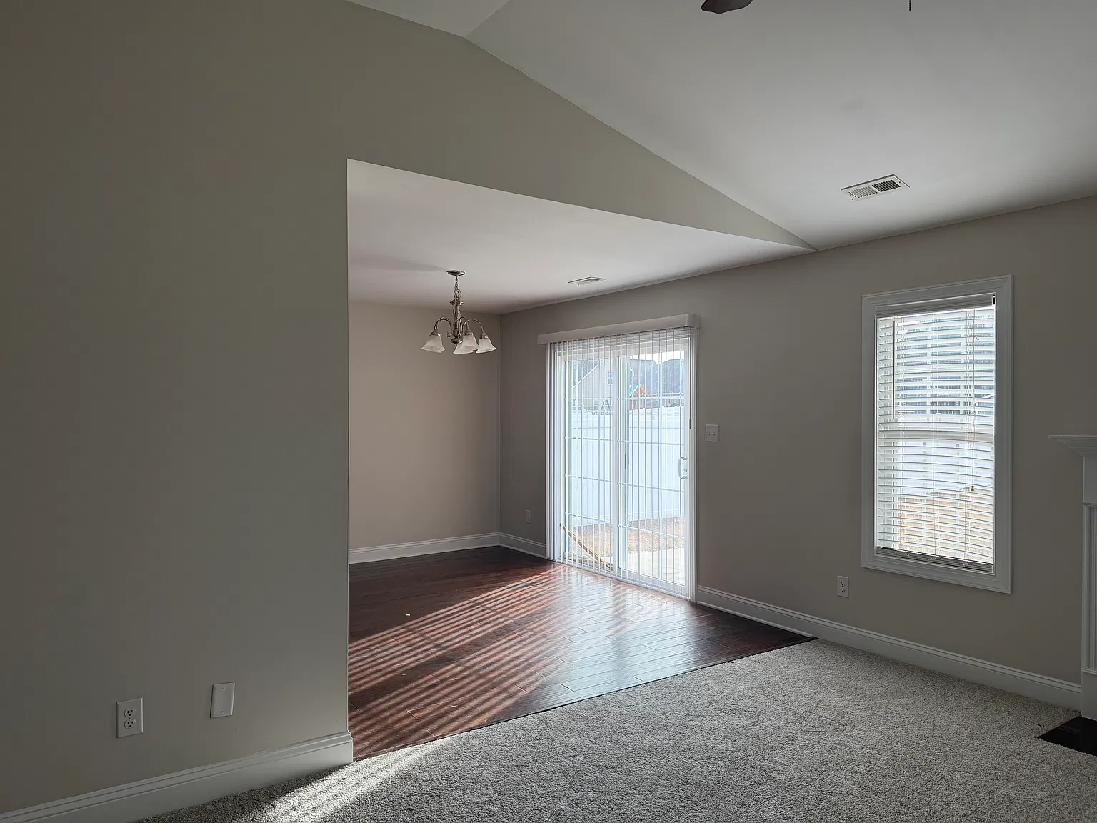 3 bed, 1518 sqft, $2,400 — Photo 3